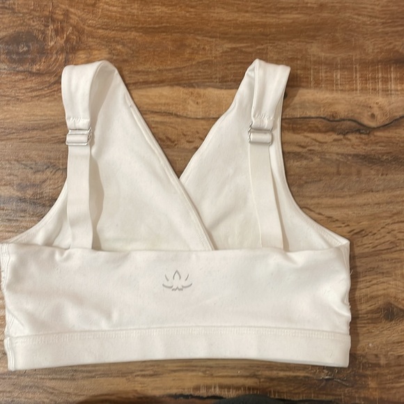 Beyond Yoga Spacedye Criss Crossover Maternity Nursing Bra in Cloud White - Picture 2 of 10